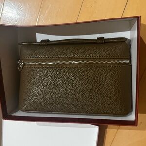 Loro Piana with teal trim box